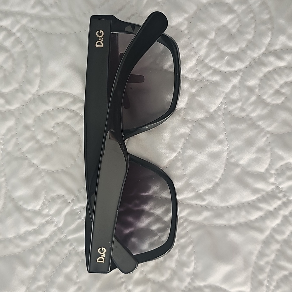 Dolce And Gabbana Women's Sunglassess